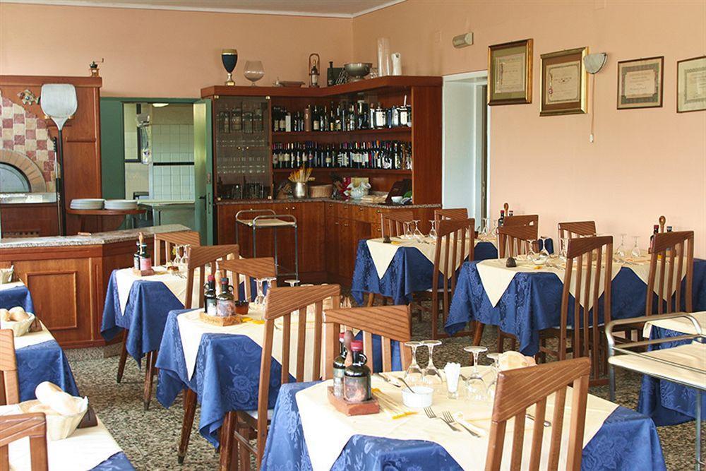 Hotel Olivi Saló Exterior foto